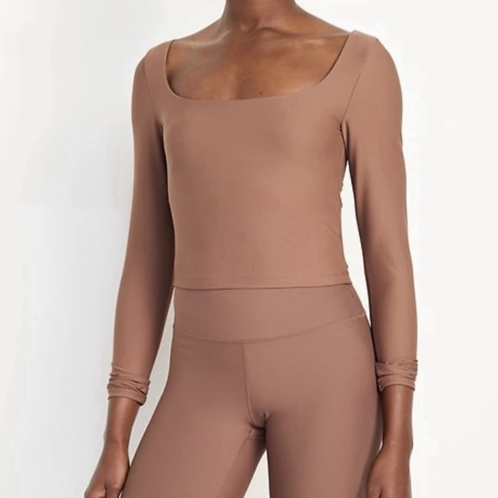 Old Navy PowerSoft Long Sleeve Crop Support Top